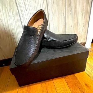 Baccobucci flat drivers shoes size 9